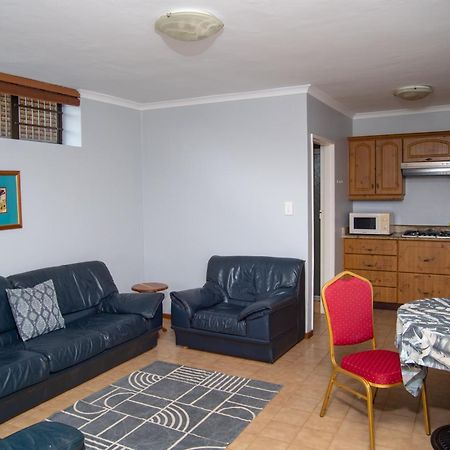 Kleinbaai Great White Accommodation מראה חיצוני תמונה
